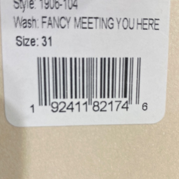 NWT MOTHER The Mid Rise Dazzler Ankle Fray Jeans Fancy Meeting You Here Wash 31 - Picture 15 of 15